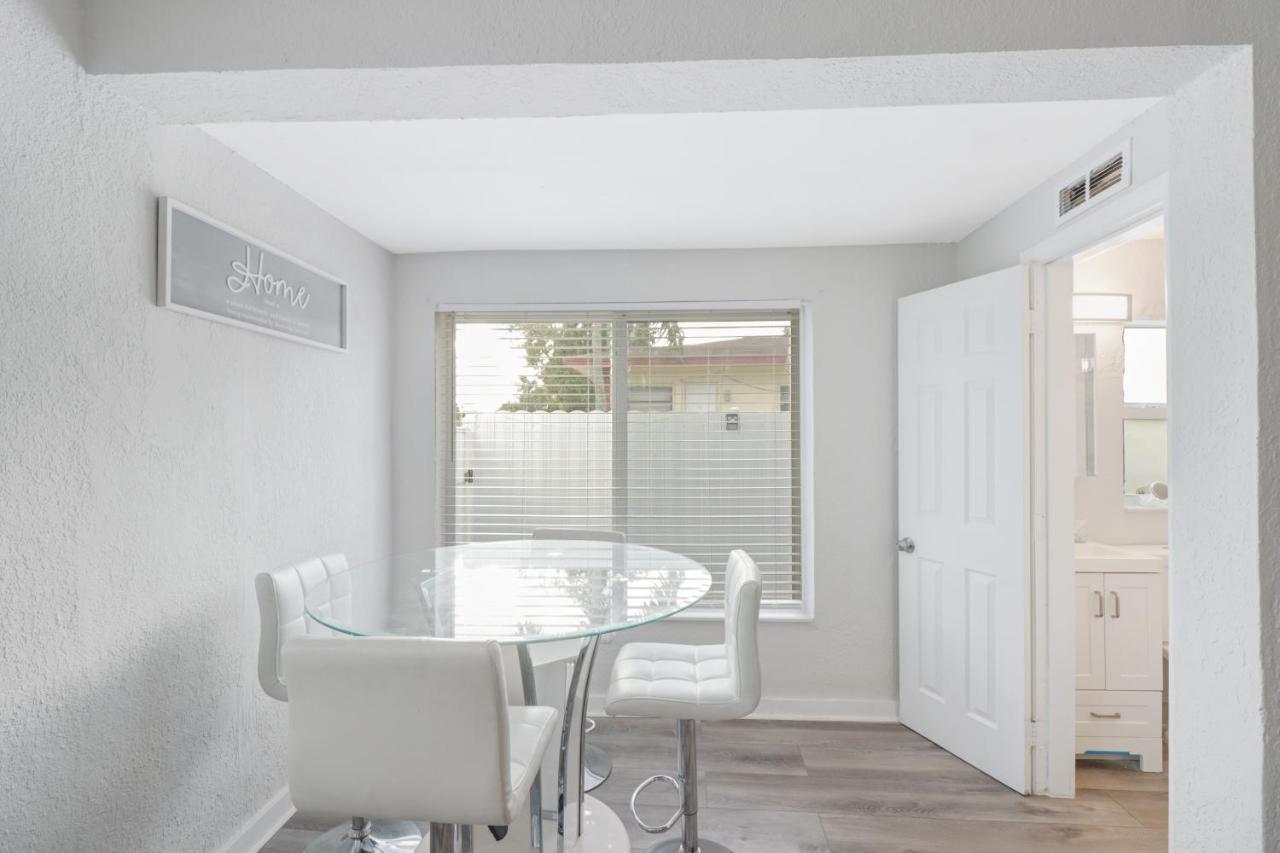 Spacious And Luxurious Home Centrally Located Between Miami And Ft. Lauderdale Miramar Zewnętrze zdjęcie